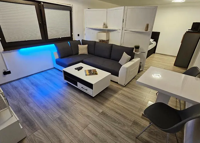 Pearl Suite - Self Check-In, Free Parking